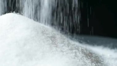 Beyaz İnce Yerli Kaya Tuzu Yavaş Hareket