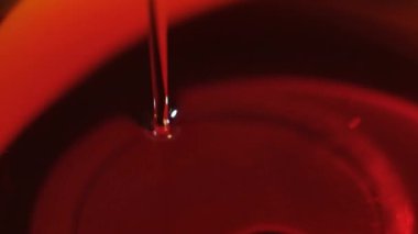 Soğuk Baskılı Kabak Tohumu Yağı Yavaş Hareketli Makro.