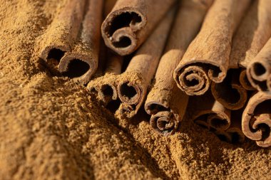 Aromatik çubuklu tarçın dokusu. Mutfak natürmortu