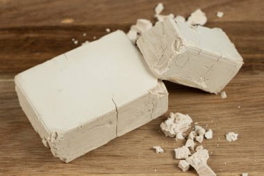 Ev Yapımı Hamur Hazırlığı İçin Islak Maya Tuğlaları