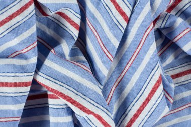 % 100 pamuktan oluşan bir kumaşın makro dokusu