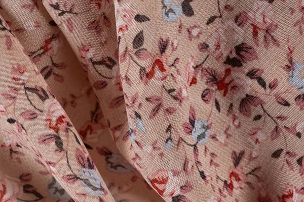 Polyester Üzerine Çiçek desenli Moda Kumaşı.