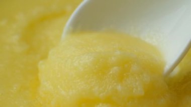 Geleneksel Hint Ghee in Spoon, Altın Doku