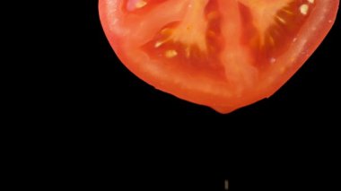 Taze domatesli Macro Flow Domates Suyu. Yavaş Hareket.