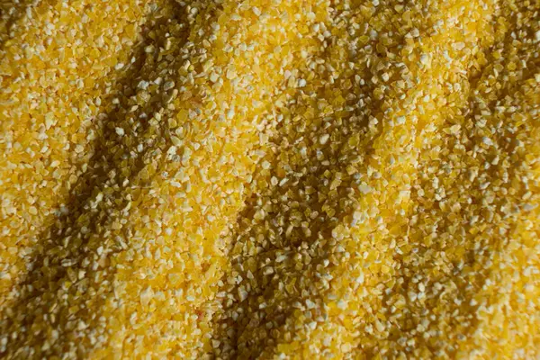 Kuru mısır gevreği, tahıllı yüzey deseni.