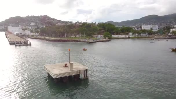 Видео Вокруг Морской Платформы Центре Залива Акапулько Мексика — стоковое видео