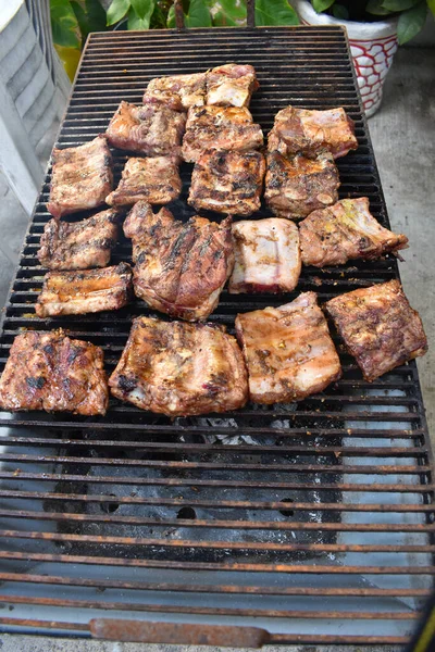 Image Verticale Barbecue Avec Côtes Porc Sur Gril Mexique — Photo