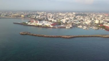 Yarı-dairesel İHA 'nın Veracruzs Limanı, Meksika