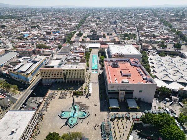 Drone View Plaza Tapatia Fontanna Quetzalcoatl Centrum Biżuterii Perspektywy Horyzontalne — Zdjęcie stockowe