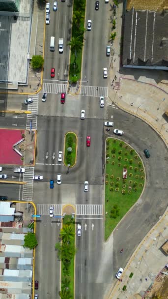垂直空中 Costera大道和高速公路的交通 Drone Video 墨西哥 — 图库视频影像