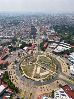 Guadalajara şehir merkezindeki La Normal Roundabout 'un Yükseklik Uçağı Görüntüsü