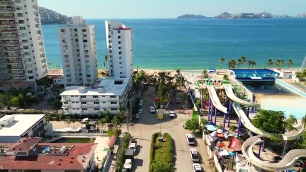 Drohnenaufnahmen Die Sich Richtung Des Wunderschönen Icacos Strandes Acapulco Bewegen — Stockvideo