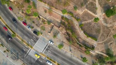 Acapulco 'da San Diego Kalesi' ni gösteren dikey tava tarihi yapısını vurguluyor..