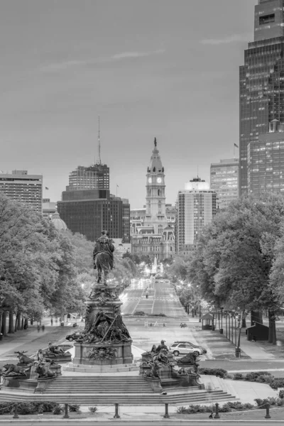 펜실베이니아주 필라델피아에 다운타운 스카이라인의 스케이프 — 스톡 사진