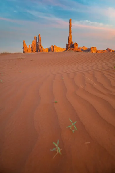 Totem Pole Sand Dunes Monument Valley Arizona Usa Sunset — Stock Photo, Image