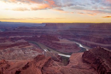 Ölü At Noktası Eyalet Parkı. Utah, ABD 'de gökyüzü.
