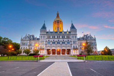Connecticut Eyalet Meclisi Hartford şehir merkezinde, Connecticut, ABD gün batımında