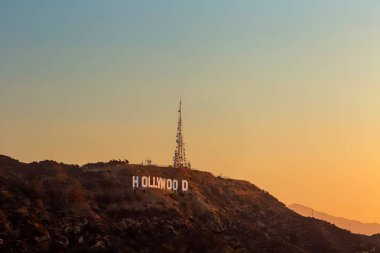 Los Angeles, CA - 24 Ekim 2014 Los Angeles 'taki Hollywood tabelası. Aslen 1923 'te yaratıldı.