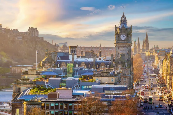 Eski Edinburgh Şehri Ufuk Çizgisi Gün Batımında Skoçya Şehir Manzarası — Stok fotoğraf