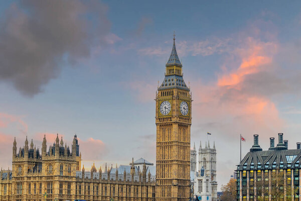 London city skyline with Big Ben and Houses of Parliament, cityscape in UK England