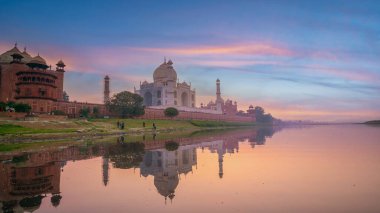 Taj Mahal, Agra, Hindistan 'da Dünyanın Yedi Harikası 
