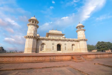 Agra Hindistan 'daki Itimad-ud-Daulah veya Baby Taj