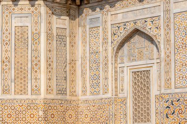 Agra Hindistan 'daki Itimad-ud-Daulah veya Baby Taj' ın detayları.