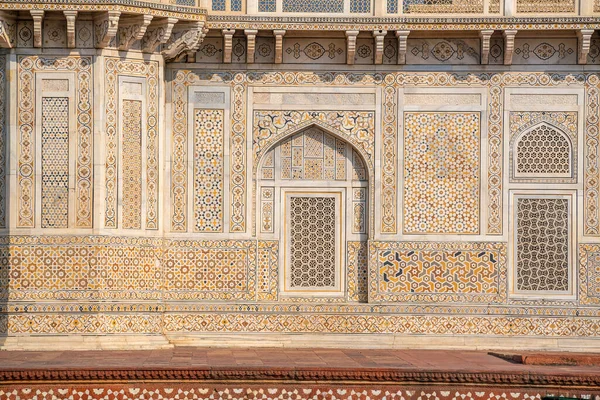 Detalles Itimad Daulah Baby Taj Agra India Imagen De Stock