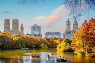 Central Park sonbaharda Manhattan şehir merkezinde New York City ABD