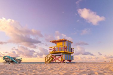 Güney Sahili, Miami Florida ABD 'deki Renkli Cankurtaran Kulesi