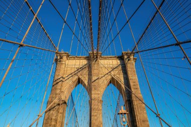 New York, Brooklyn köprüsü Manhattan 'da gündüz vakti ABD' de
