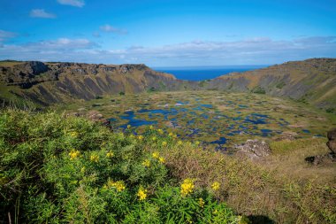 Rano Kau, Şili 'nin Paskalya Adası' ndaki en büyük volkan.