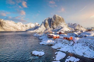 Norveç, Avrupa 'da Lofoten' in güzel doğa manzarası