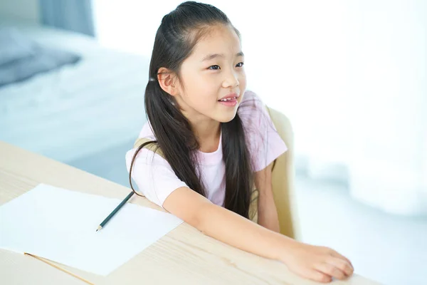 Egy Lány Aki Kinyitja Füzetet Hallgat Tanárra — Stock Fotó
