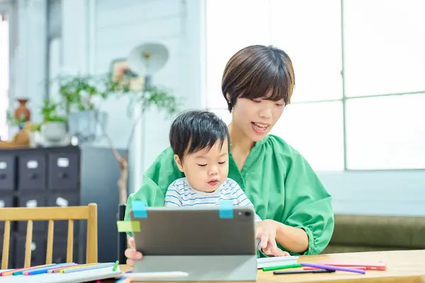 Woman Working Home Baby — Stock Photo, Image