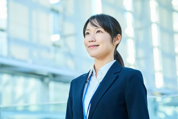 Smiling Young Woman Suit — Stock Photo, Image