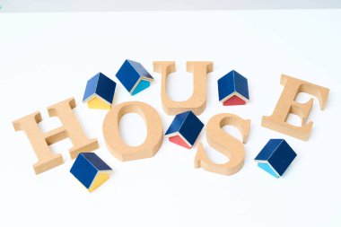 Tahta alfabe blokları 