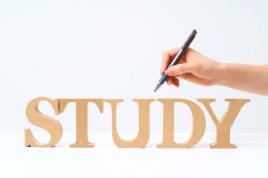 Tahta alfabe blokları 