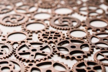 Masada bir sürü vites var.