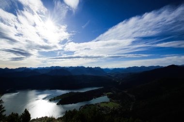 Walchensee, Almanya 'nın en derin ve aynı zamanda en büyük dağlık göllerinden biridir..