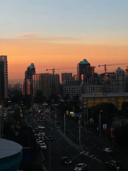 Şehrin gece manzarası