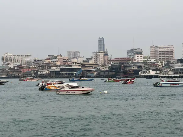 Pattaya şehrinin manzarası