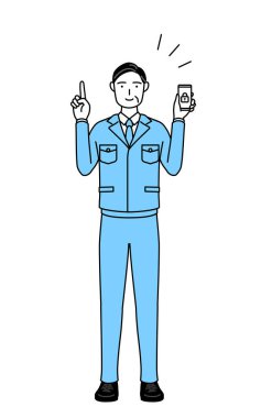 Yönetim, yöneticiler, fabrika müdürü, iş yerindeki bir adam telefonu için güvenlik önlemi alıyor..