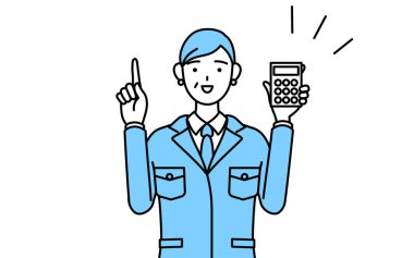 Yönetim, yöneticiler, fabrika müdürü, iş yerindeki son sınıf bir kadın hesap makinesi tutuyor ve işaret ediyor..