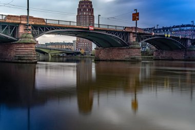 Frankfurt Ben Ana Ignatz Bubis Bruecke Kasım 