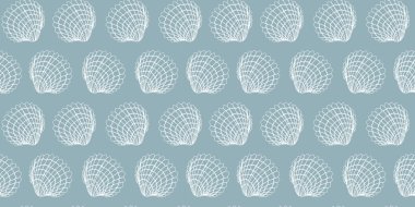 Sanat tarzında kusursuz deniz kabuğu deseni. El çizimi yaz denizi temalı tekstil, ambalaj, beyaz arka planda kart tasarımı.