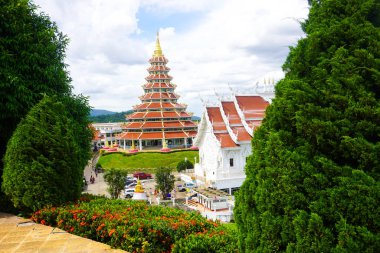 Wat Huay Pla Kang 'daki Kızıl Tapınak, Tayland
