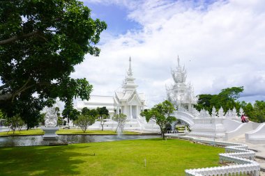 WatRong Khun, Tayland 'daki beyaz tapınağın dışı.