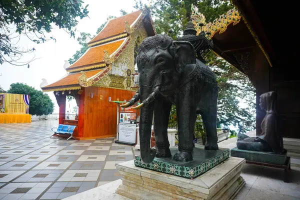 stock image Elephant statue at the gold Temple in Wat Prathat Doi Suthep, Thailand