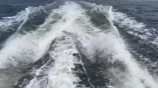 Záběry Příďové Vlny Zadní Straně Velkého Trajektu Řece Brisbane Queenslandu — Stock video